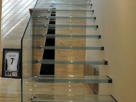 Escalier en verre